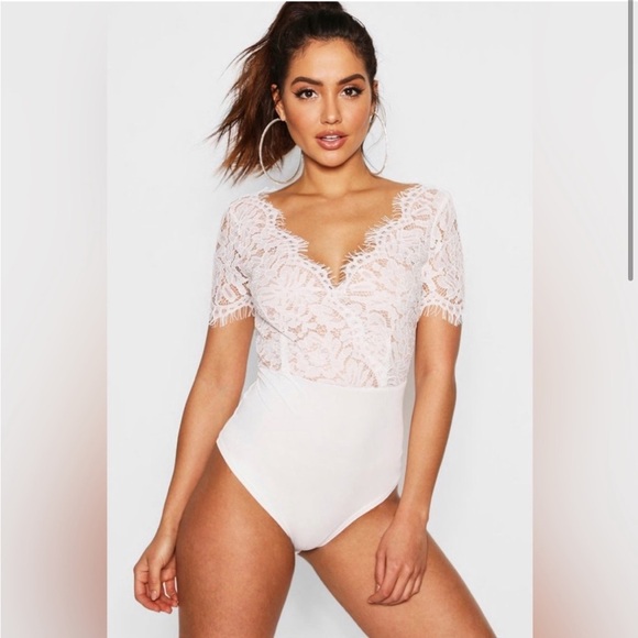 Boohoo Premium Eyelash Lace Bodysuit - Picture 1 of 10